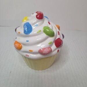 Jelly Belly Beans Ceramic Cupcake Covered Candy Dish Birthday Sprinkles 2011
